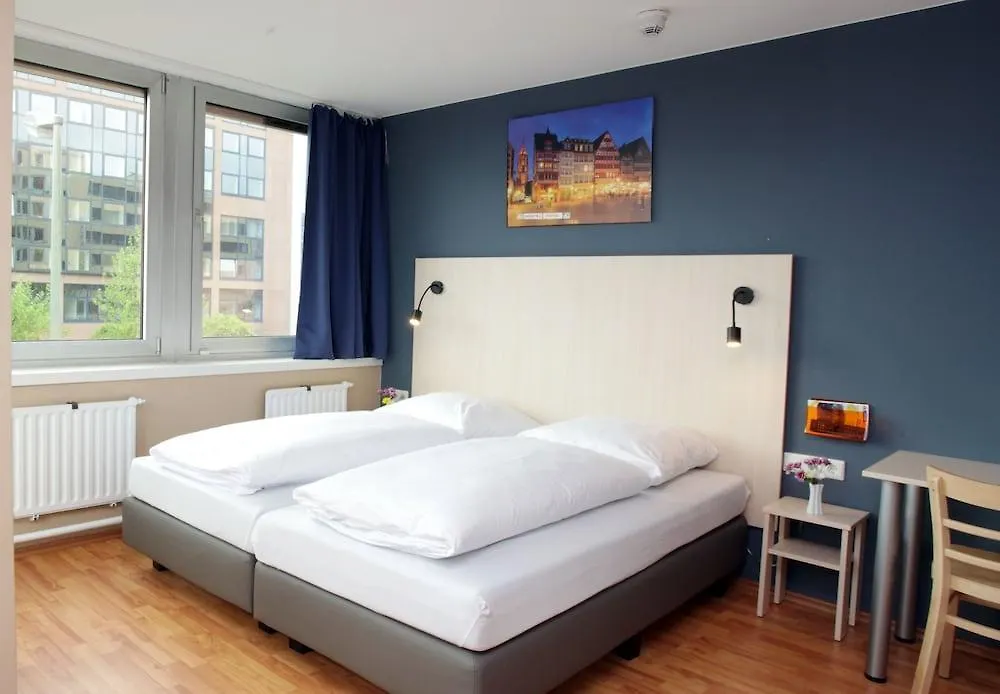 ** Hotel A&O Frankfurt Galluswarte Frankfurt am Main Germany
